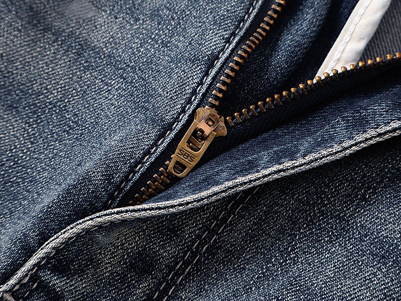 R+A Washed Distressed Graphic Jeans — detail